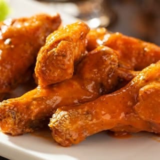 25 Buffalo Wings